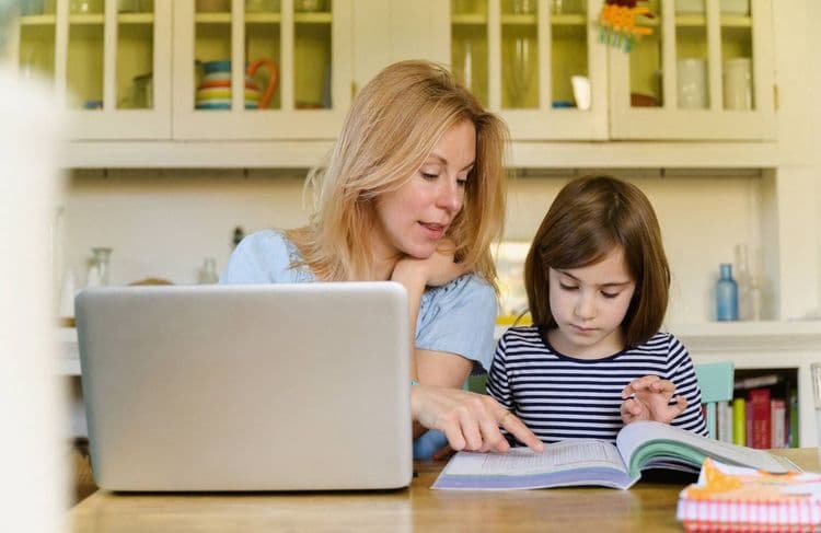 École à la maison : une pratique en manque de contrôle