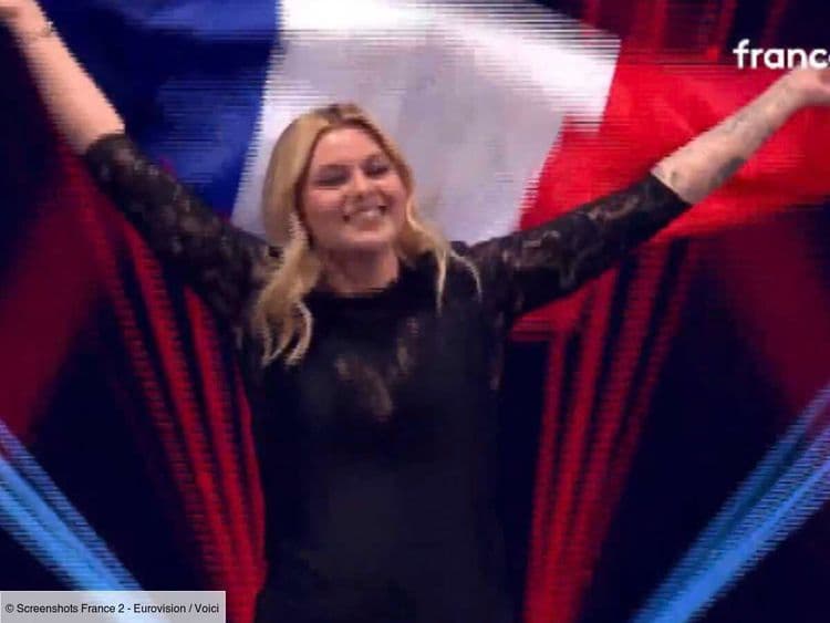 "J'avais tellement peur de venir ici" : Louane à la 7e place de l'Eurovision, la chanteuse réagit (enfin) à sa performance et félicite le gagnant