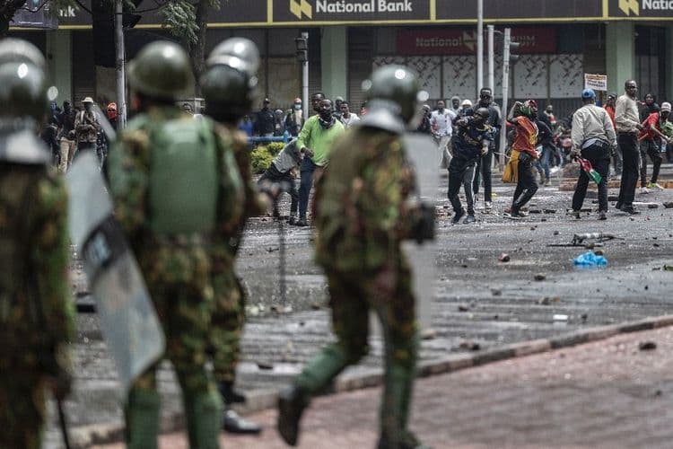 Violences au Kenya: l'exécutif affirme avoir "déjoué un coup d'Etat", l'ONU demande des enquêtes "transparentes"