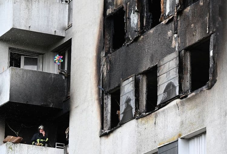 Un incendie dans une tour HLM fait quatre morts dont deux adolescents à Reims