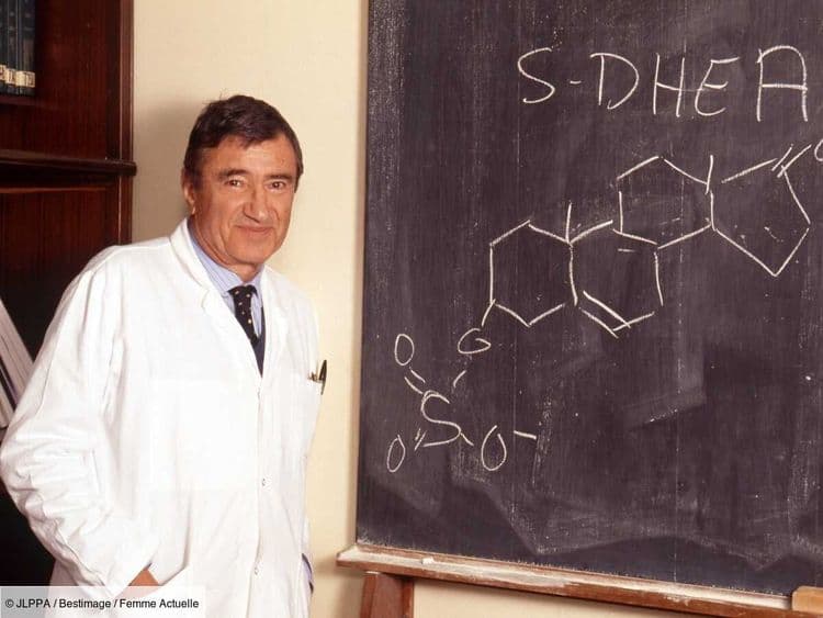 Le professeur Étienne-Émile Baulieu, inventeur français de la pilule abortive, est décédé à l'âge de 98 ans