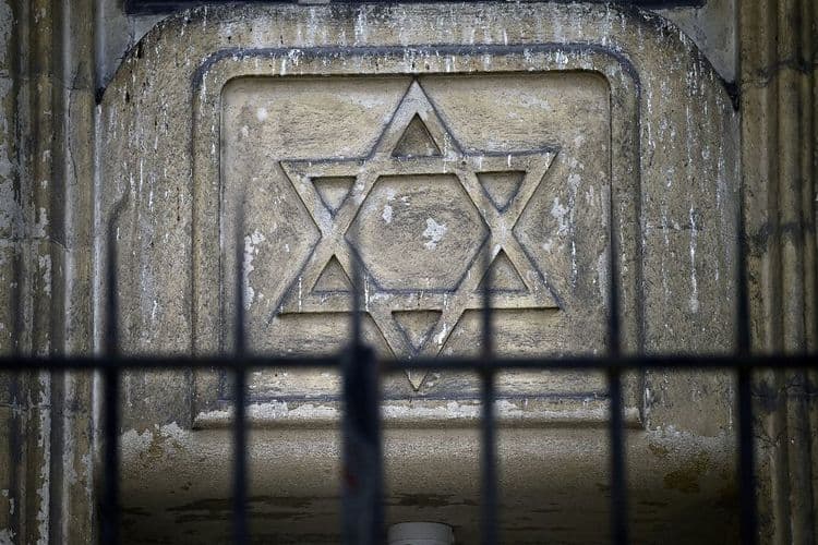 Un Palestinien en soins psychiatriques après l'agression d'un rabbin près de Paris