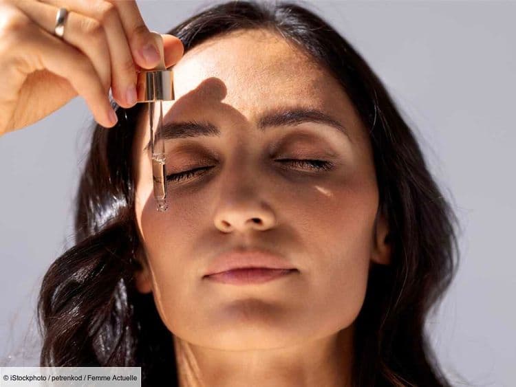 Rétinol et soleil : les 4 précautions à prendre en compte pendant l'été, selon ces dermatologues