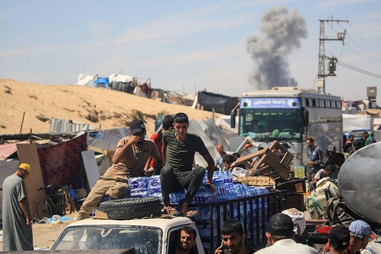 Rafah sous les bombardements après l'annonce d'un plan israélien de cessez-le-feu
