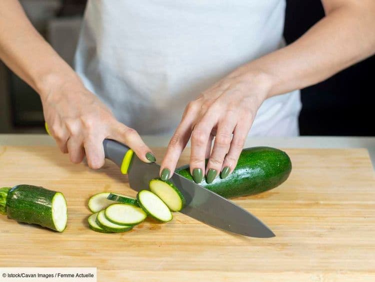 Vous voulez diminuer votre apport calorique ? Testez cette recette de wrap à la courgette à 150kcal !