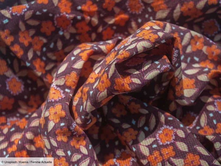 Élue la technique la plus chic pour arborer un foulard en soie, elle sera partout cet été - et elle vous protègera la tête