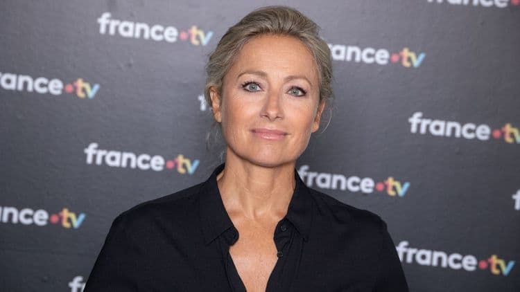 “Qui est repartie avec…?” : Anne-Sophie Lapix ne repart pas les mains vides après son dernier JT sur France 2 !
