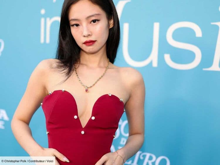 Tendance beauté coréenne : le "90 degree shoulder", le nouveau standard physique hallucinant