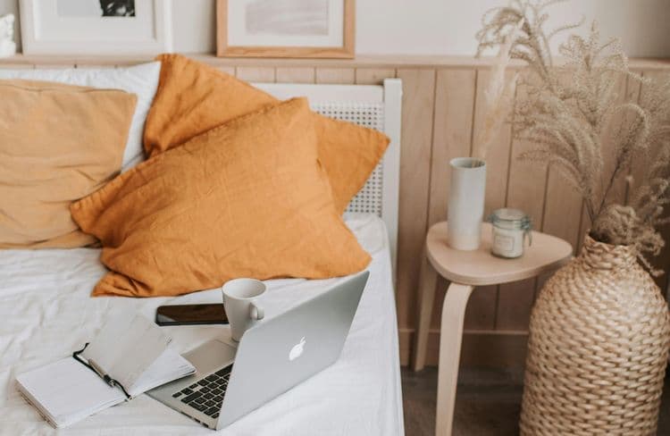 Comment organiser la chambre pour qu’elle soit calme et apaisante ?