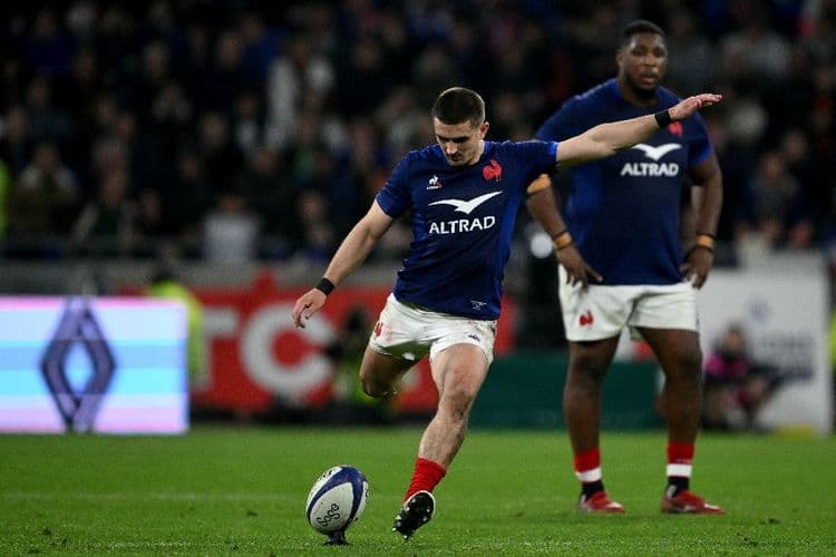 Tournoi des six nations: les Bleus renversants, les Irlandais sacrés