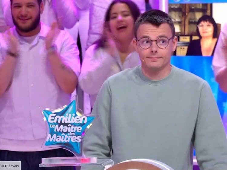 "Ça peut m'arriver de jouer 16 heures par jour" : Émilien (Les 12 coups de midi) explique comment il est parvenu à développer sa culture générale infaillible