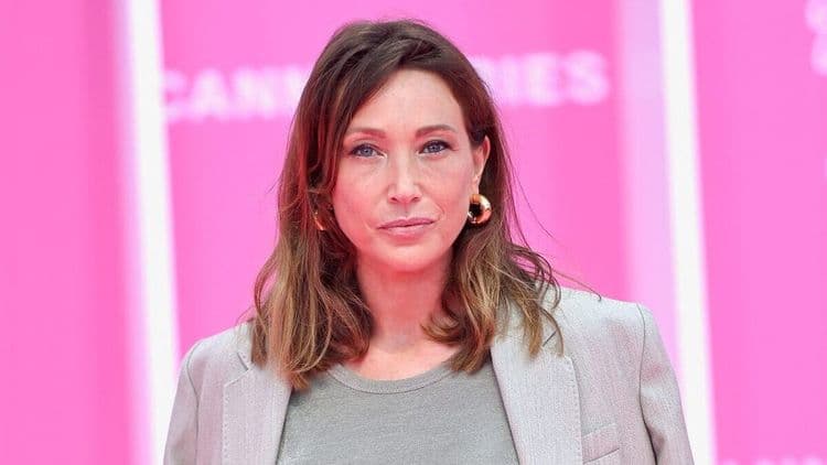 Laura Smet : "J’avais 12-13 ans, et…", le geste INDÉCENT de Johnny Hallyday à son égard