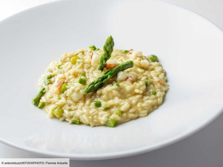 Risotto aux asperges de Cyril Lignac : l'ingrédient secret qu'il glisse à l'intérieur