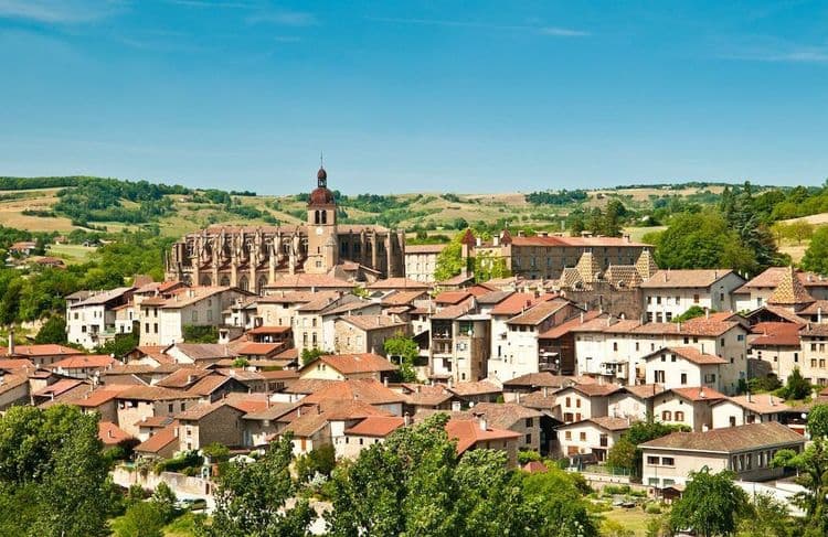 Ce village est le préféré des Français en 2025