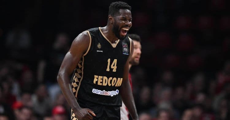 Elite: Paris et Monaco assurent