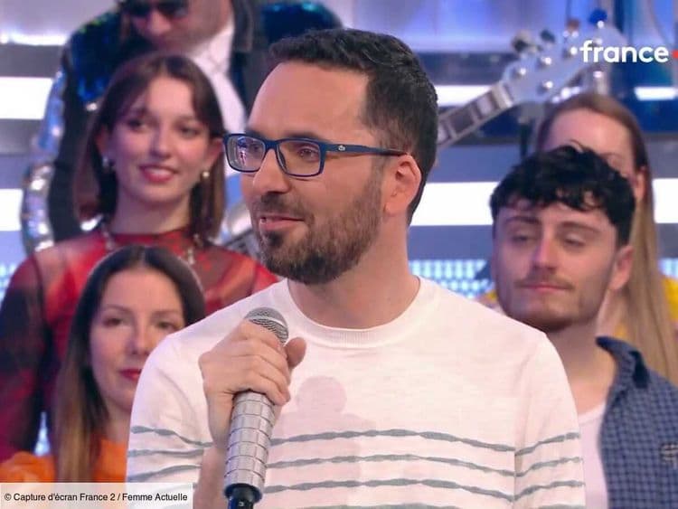 Sébastien, nouveau maestro de N’oubliez pas les paroles, révèle grâce à quelle chanson de Renaud il a séduit sa compagne Julie