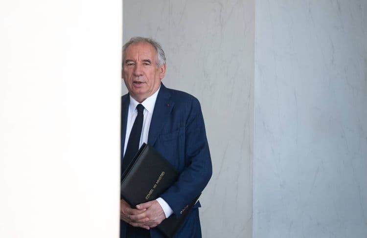 Des violences au collège Saint-Jean à Pélussin : cette autre affaire qui vise François Bayrou