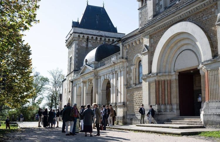 Agressions sexuelles : après la mise en examen d’un prêtre à Dijon, les témoignages affluent