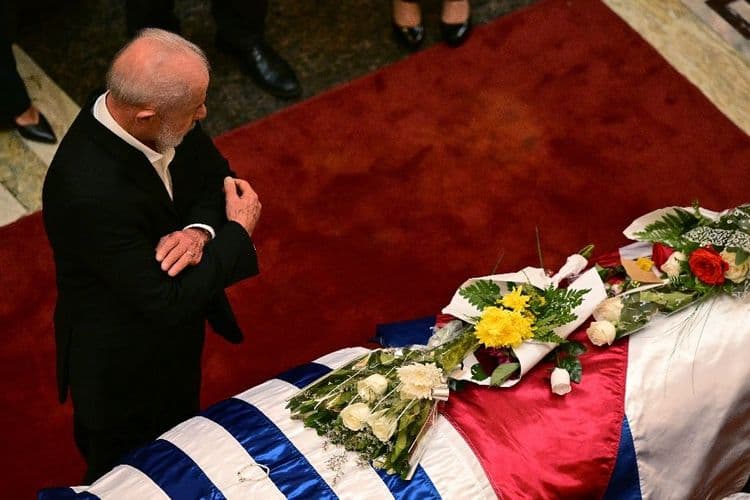 Les Uruguayens ont dit un dernier adieu à leur ex-président "Pepe" Mujica