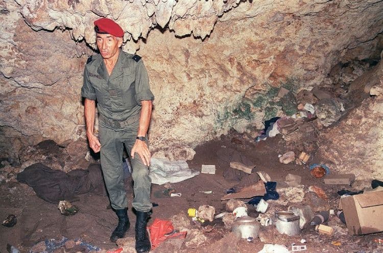 Décès du général Vidal, chef de l'opération de libération des otages à Ouvéa en 1988