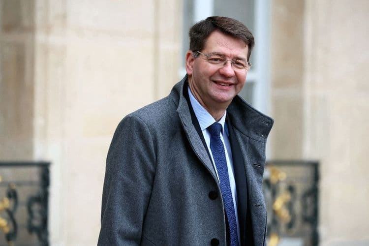 Cérémonie d'ouverture des JO-2024: les billets SNCF en vente à la mi-avril, selon le ministre