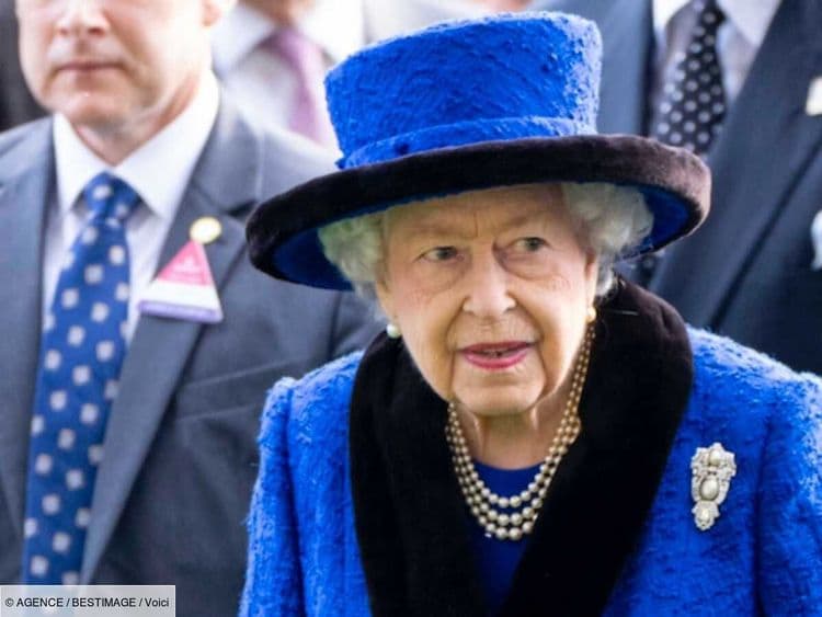 La reine Elizabeth II piquante au mariage de Meghan Markle et du prince Harry ? Sa remarque cinglante révélée par un témoin clé !