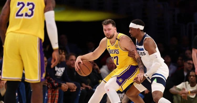 La réponse des Lakers