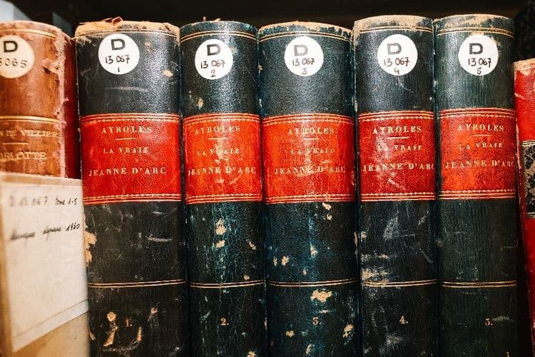"La Vraie Jeanne d'Arc" revient à la bibliothèque... 80 ans après