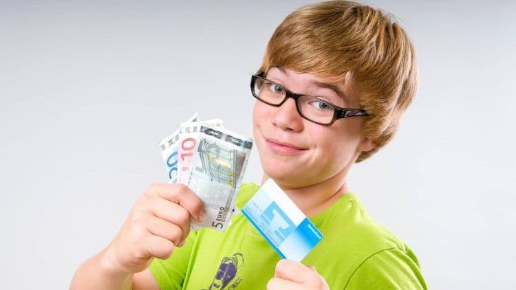 Argent de poche : comment sensibiliser son enfant à faire des achats responsables