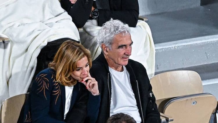 Qui est la nouvelle et mystérieuse compagne de Raymond Domenech ?