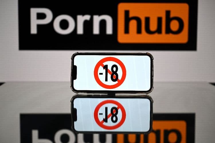 Youporn et Pornhub suspendent leur accès en France à partir de mercredi