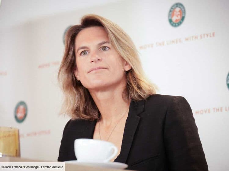 Amélie Mauresmo verse une larme et se confie sur le décès de son père : “Toutes mes plus grandes réussites…”