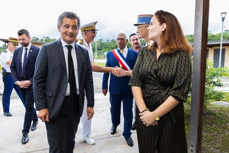 Darmanin annonce la création d'un 3e quartier pénitentiaire de haute sécurité en Guyane, colère des élus locaux