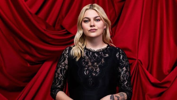 Louane : a quelques heures de l'Eurovision, elle publie un message bouleversant sur ses réseaux sociaux