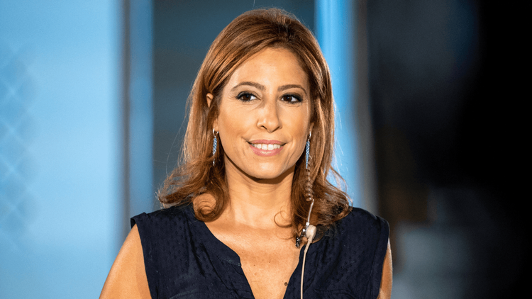 "Il me fout dans la merde, lui" : Léa Salamé, hissée au JT de France 2, se lâche sur son compagnon Raphaël Glucksmann