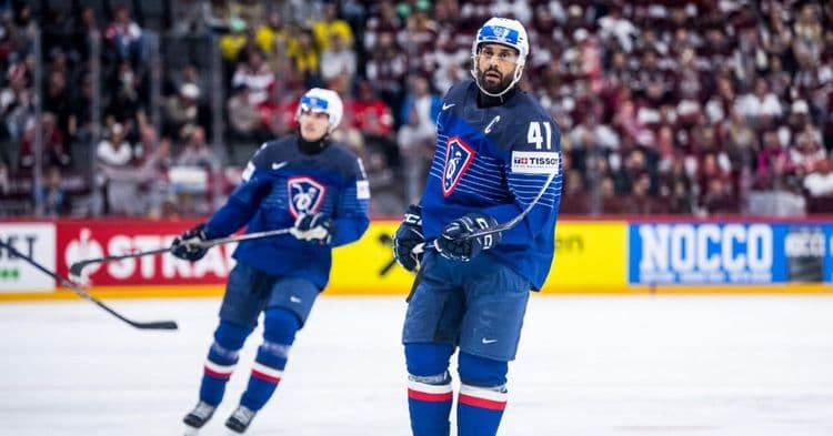 Mondial: Les Bleus chutent d'entrée