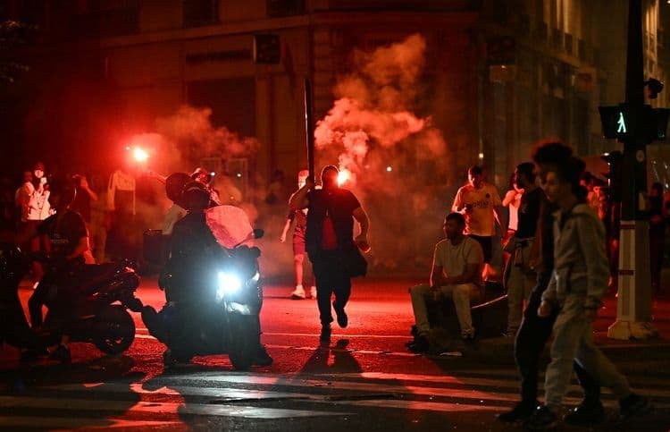 Célébrations en marge de la Ligue des Champions: 2 morts, 559 interpellations en France