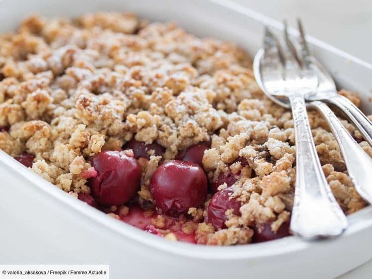 C’est la saison des cerises ! Profitez en pour faire un crumble