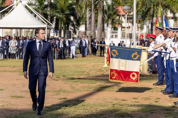 Après Kourou, cap sur le Brésil pour Macron