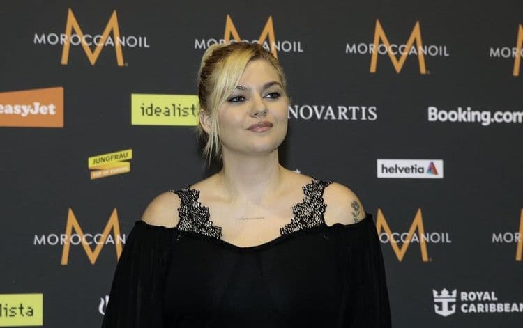 Eurovision : le geste impulsif de Louane après sa défaite, "elle s’est enfermée et s’est coupé les…"