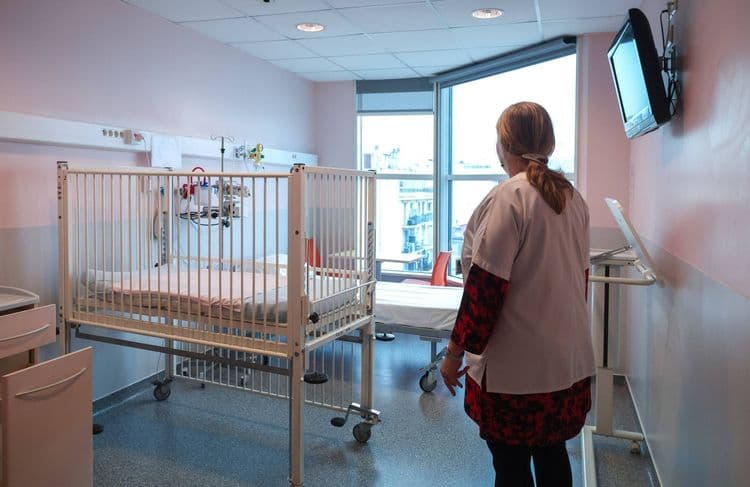Qu’est-ce que l’hospitalisme, aussi appelé « syndrome des pouponnières » ?