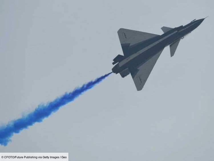 Cachemire: le J-10C, derrière les succès revendiqués par le Pakistan, peut-il rivaliser avec les avions américains?