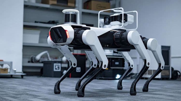Lenovo dévoile un robot-chien à 6 pattes digne d'un film de science-fiction