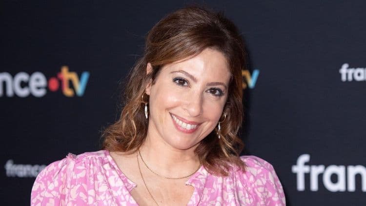 Léa Salamé (JT de France 2) : "C’est une plaisanterie ?" Décolleté, blague ratée... gros malaise en direct