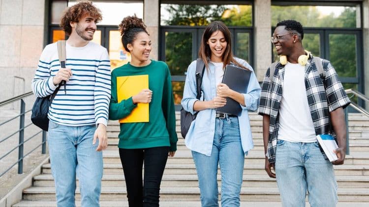 Logement, permis, repas... Ces 3 aides méconnues que les étudiants peuvent solliciter