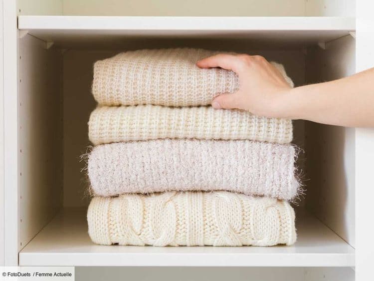 "Ça déforme le pull" : découvrez la pire erreur à ne surtout pas faire avec vos pulls en maille pour ne pas les abîmer