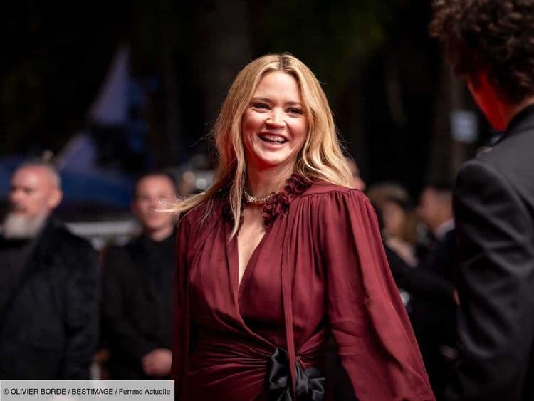 Virginie Efira renversante dans une splendide robe portefeuille fendue sur le tapis rouge du Festival de Cannes