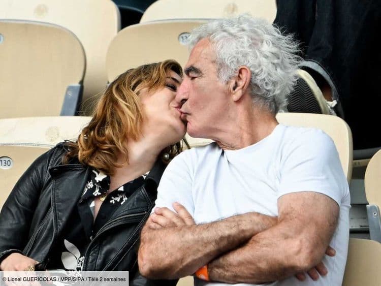 Raymond Domenech et sa nouvelle compagne plus amoureux que jamais à Roland-Garros !