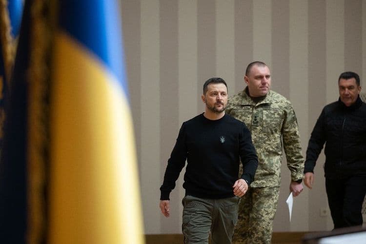 L'Ukraine mène une vaste attaque contre l'aviation russe jusqu'en Sibérie