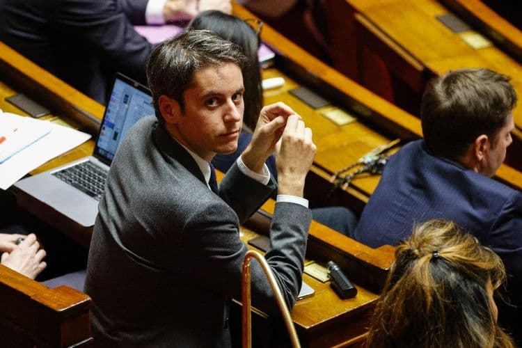 Justice des mineurs: la réforme Attal aboutit au Parlement après un parcours chaotique